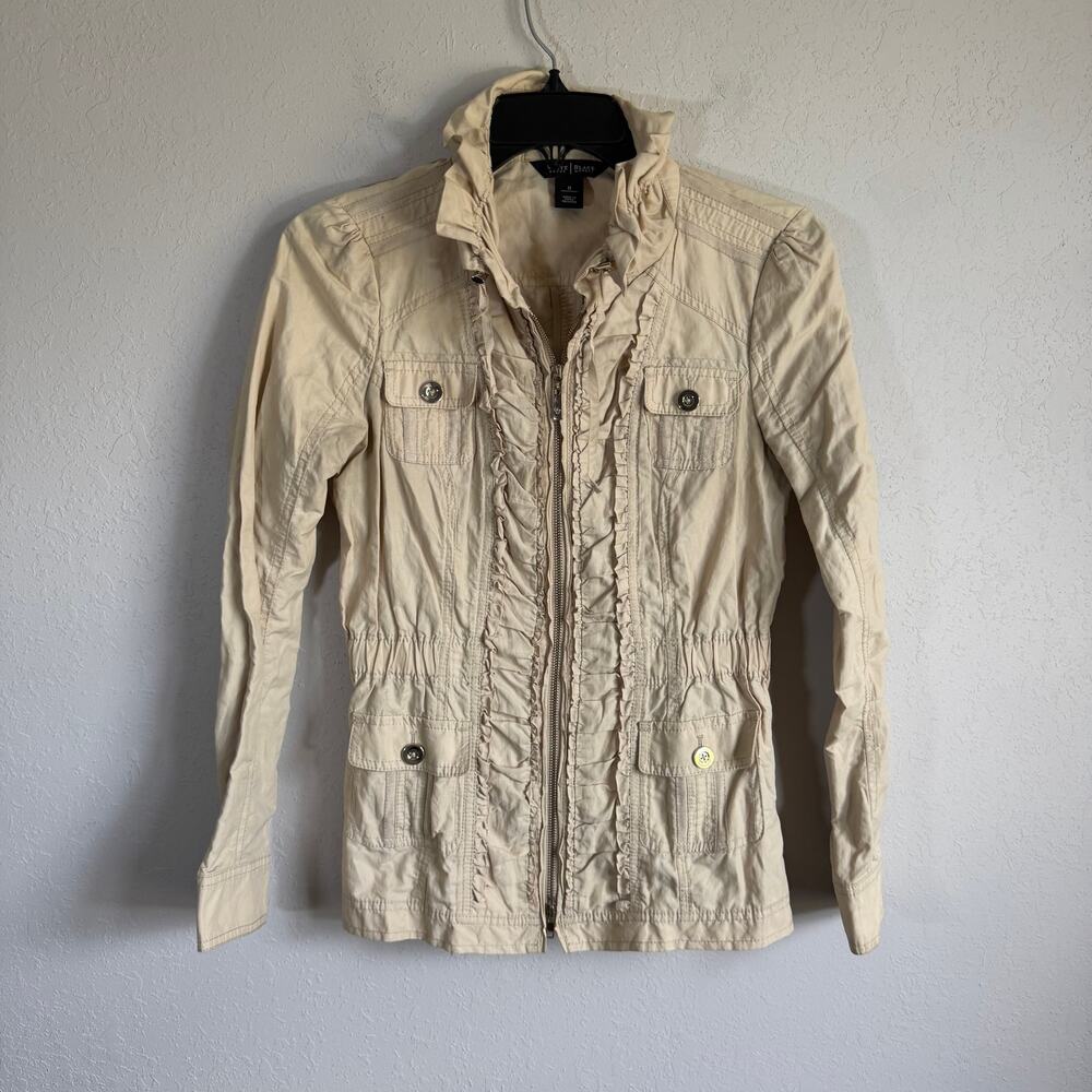 White House Black Market Cream Beige Zip Up Ruffled Trim Cargo Jacket Womens 0